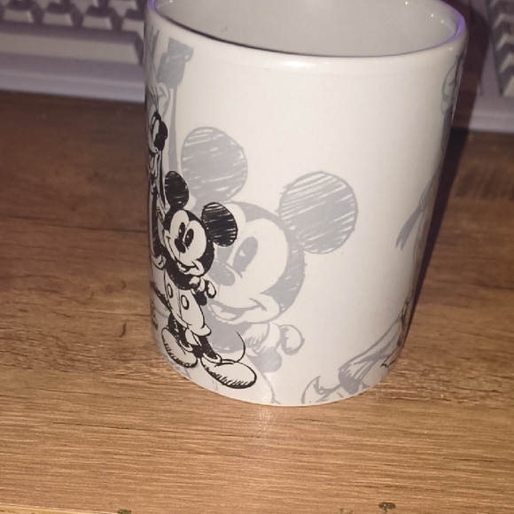 Disney Mickey Mouse Goofy & Donald Duck Sketch Art Ceramic Mug - Jerry Leigh - Picture 3 of 10